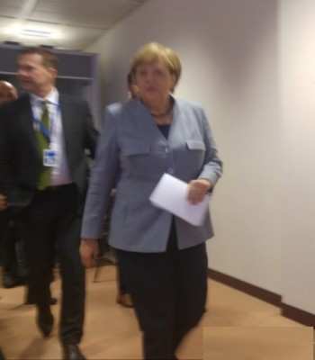 amerkel_eyeing_agg_good_morning_eurofora_400 amerkel_eyeing_agg_good_morning_eurofora_400
