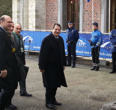 anastassiades_looking_smiling_at_agg_in_epp_summit_brussels_400