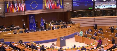 angie_merkel__eparliament_speech_ebstv__eurofora_screenshot_400