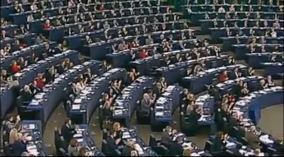 applauded_enda_kenny_400 applauded_enda_kenny_400