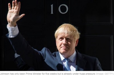 boris_at_downing_street_10_400