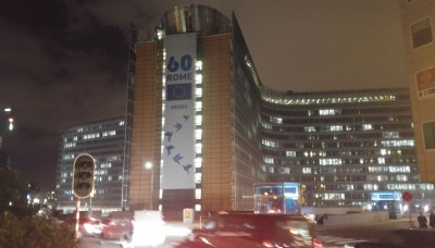 brussels_eu_commission_by_night_eurofora_400