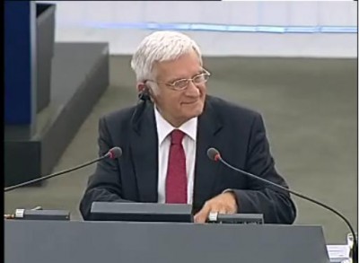 buzek_chairing_400