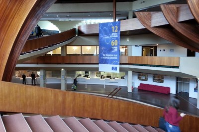 coe_pub_for_12_stars_european_flag__60_years_anniversary_400 coe_pub_for_12_stars_european_flag__60_years_anniversary_400