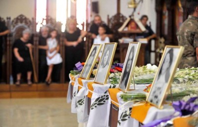 cy_killed_baby__mothers_burrial_among_missing_people_since_1974_turkish_military_invasion_occupation_photos_400 cy_killed_baby__mothers_burrial_among_missing_people_since_1974_turkish_military_invasion_occupation_photos_400