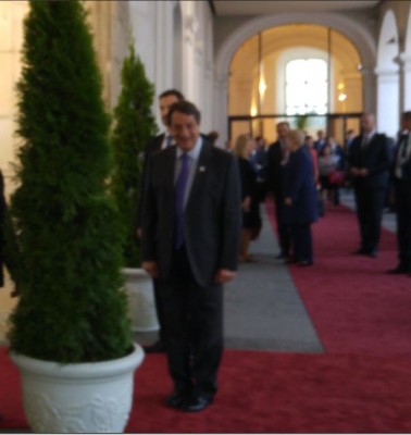 cyprus_president_nicos_anastassiades__agg__eurofora_bratislava_castle_1st_eu_27_summit_400 cyprus_president_nicos_anastassiades__agg__eurofora_bratislava_castle_1st_eu_27_summit_400