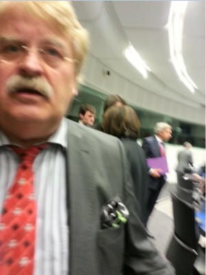 e.brok_to_agg_pushkov_coming_400 e.brok_to_agg_pushkov_coming_400
