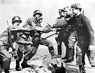 elbe_meeting_eastwest_russiausa_400.
