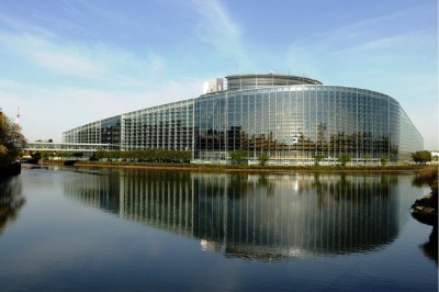 eu_parliament._srasbourg_river_side_patrick_bracker_for_eurofora_400