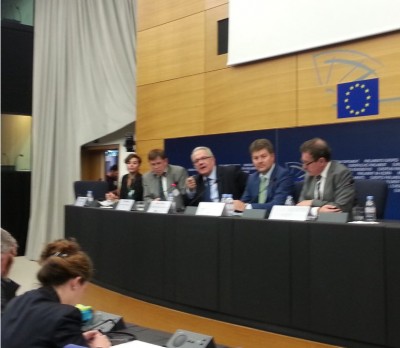 eucommissioner_mimica_reply_to_agg_quest_in_press_conf_with_mep_schwabecc_400 eucommissioner_mimica_reply_to_agg_quest_in_press_conf_with_mep_schwabecc_400