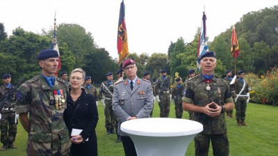 eurocorps_general_weigt_replies_to_aggs_question_eurofora_400_01