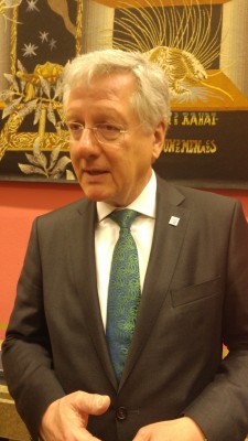 euroepan_campus_president_schiewer_to_eurofora_close_ok_400 euroepan_campus_president_schiewer_to_eurofora_close_ok_400