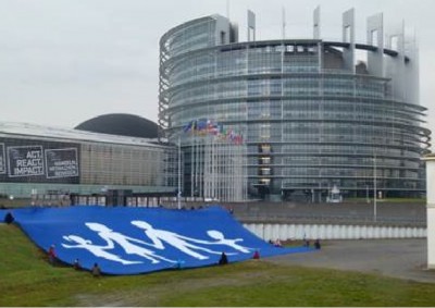 european_people_for_natural_family_in_front_of_eu_parliament_strasbourg_france_eurofora_original_photo_400