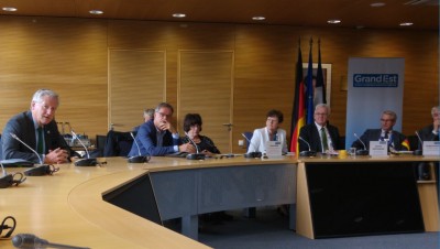 franco_german_core_regions_presidents_kretschmann__richert_and_eucor_head_prof._schiewer_to__agg_eurofora_400 franco_german_core_regions_presidents_kretschmann__richert_and_eucor_head_prof._schiewer_to__agg_eurofora_400