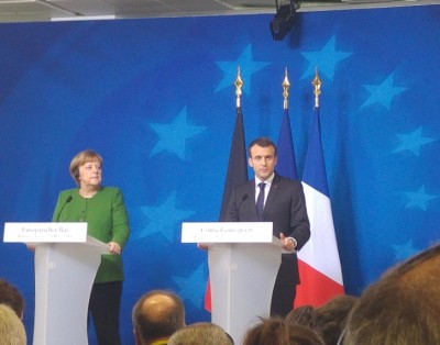 french_president_concludes_press_coinf._with_german_chancellor_merkel_by_looking_at_agg_eurofora_400