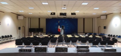 french_pressroom_in_brx_before_joint_press_conf_400 french_pressroom_in_brx_before_joint_press_conf_400