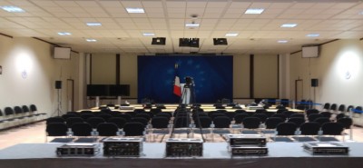 french_pressroom_in_brx_before_joint_press_conf_400