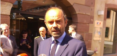 french_prime_minister_philippe_looking_at_agg_press_point_at_ena_eurofora_400 french_prime_minister_philippe_looking_at_agg_press_point_at_ena_eurofora_400