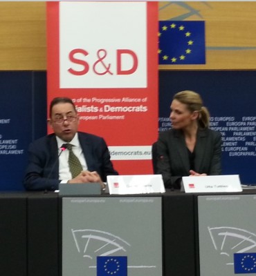 gianni_pittella_on_mogherini_400 gianni_pittella_on_mogherini_400