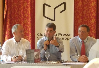 great_east_region_president_rottner_replying_looking_towardst_agg_with_herrmann__journalist_eurofora_400 great_east_region_president_rottner_replying_looking_towardst_agg_with_herrmann__journalist_eurofora_400