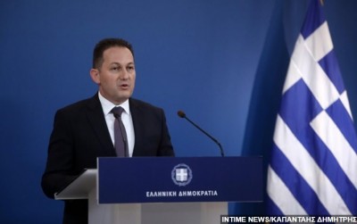 greek_government_spokesman_stelios_petsas_gtn__eurofora_400