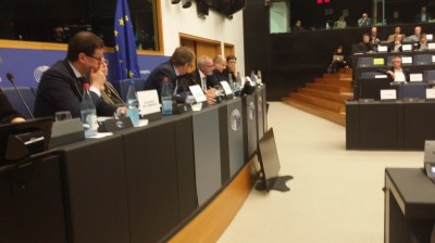 hoyer_speaking_at_joint_budget__economy_committees_meeting_eurofora_400