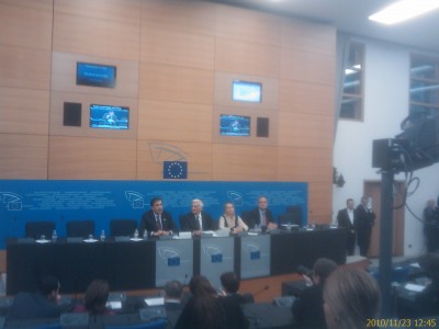 imag0015_400