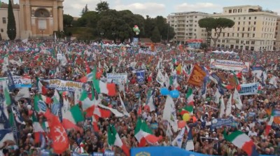 italian_rights_unity_popular_demonstration_st_giovani_plaza_roma_400