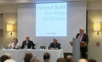 kohl__juncker_on_book_400 kohl__juncker_on_book_400