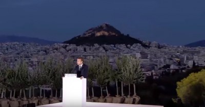 macron_at_pnyxacropolis_landscape_eurofora_screenshot_400