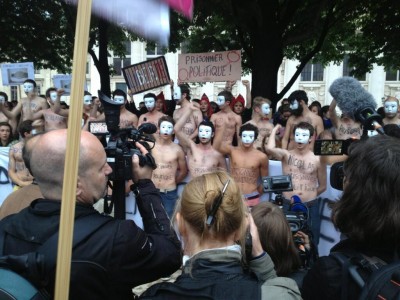 manif_nicolas_homen_political_prisoner_400_02.