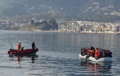 mass_iregular_migrants_from_turkey_in_eu_greek_islands_archives_photo_from_greek_press_400