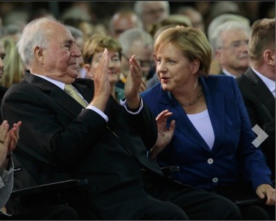 merkel__kohl_berlin_2010_400 merkel__kohl_berlin_2010_400