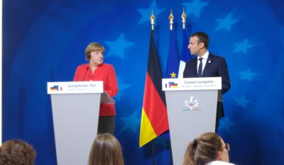 merkel__macron_looks_eurofora_400