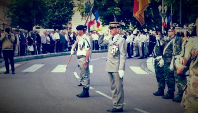 military_commander_of_stasbourg_general_ollier_in_front_of_agg_eurofora_400