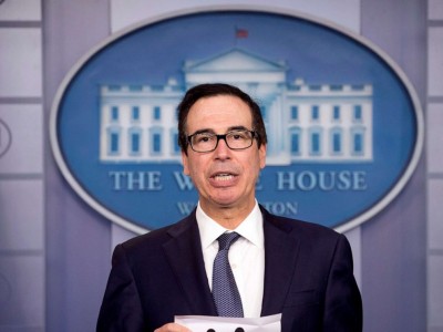 mnuchin_at_white_house_400