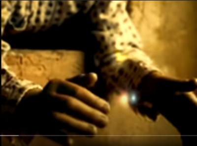 muse__new_born_muse_video_eurofora_screenshot_400