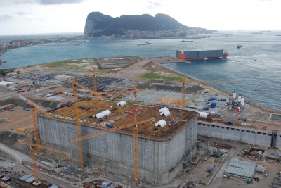 nlg_high_tech_giant_terminal_fabricated_at_algeciras_spain_400 nlg_high_tech_giant_terminal_fabricated_at_algeciras_spain_400