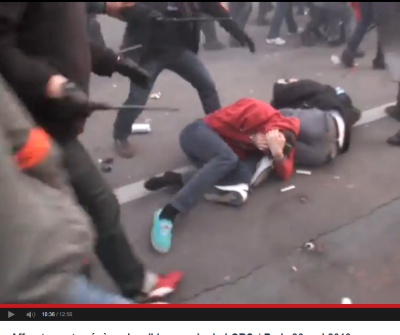 oppr_26_mai_2013_policiers_avec_clubs_frappent_brutalement_manifestants_jetts_par_tere..._400