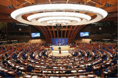 pace_restores_russias_voting_righs_2019_nyt__eurofora_400 pace_restores_russias_voting_righs_2019_nyt__eurofora_400