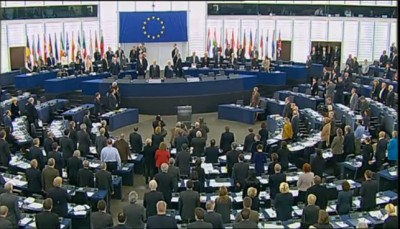 pal__buz_welcomed_by_meps_with_eu_anthem_400 pal__buz_welcomed_by_meps_with_eu_anthem_400