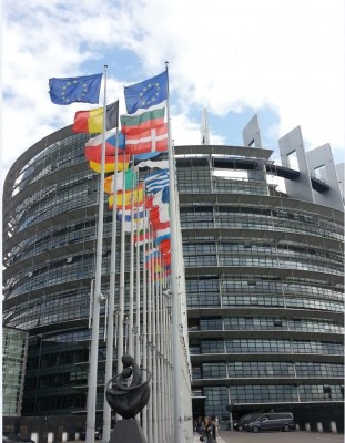 pe_flags_jly_15_400 pe_flags_jly_15_400