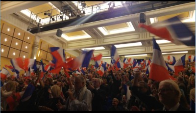 people_welcome_sarko__resistance_square__pretty_castle__eurofora_400 people_welcome_sarko__resistance_square__pretty_castle__eurofora_400