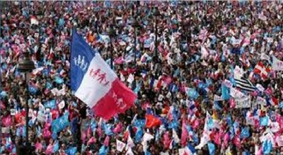 pronatural_family_demonstration_in_france_400 pronatural_family_demonstration_in_france_400