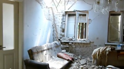 slaviansk_tv_room_family_home_bombed_by_kiev_militarys_strikes_june_8_2014_400.
