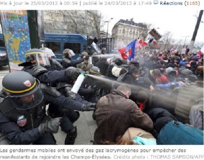 soc._gov._police_hits_french_people_demonstrating_against_same_sex_mariage_adoption_of_children_by_homosexuals_paris_march_2013_400