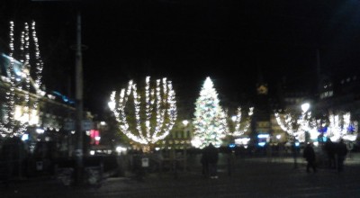 stras_christmas_market_lights_to_find_better_photo_..._400 stras_christmas_market_lights_to_find_better_photo_..._400