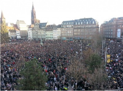 strasbourg_1.11.2015_popular_demonstration_for_charlie_hebdo_after_isis_massacre_eurofora_400