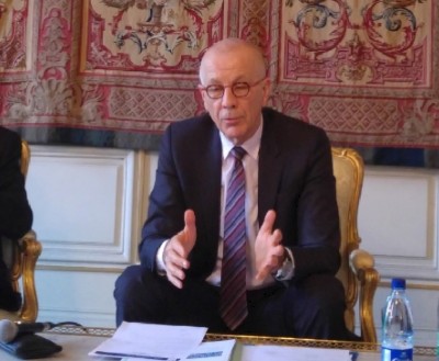 strasbourggreat_east_regions_prefect_marx_replying_to_agg_question_at_press_conf_near_eurofora_400 strasbourggreat_east_regions_prefect_marx_replying_to_agg_question_at_press_conf_near_eurofora_400