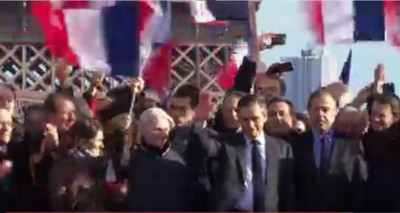 troc_fillon_wife_flags_salute_ok_400 troc_fillon_wife_flags_salute_ok_400